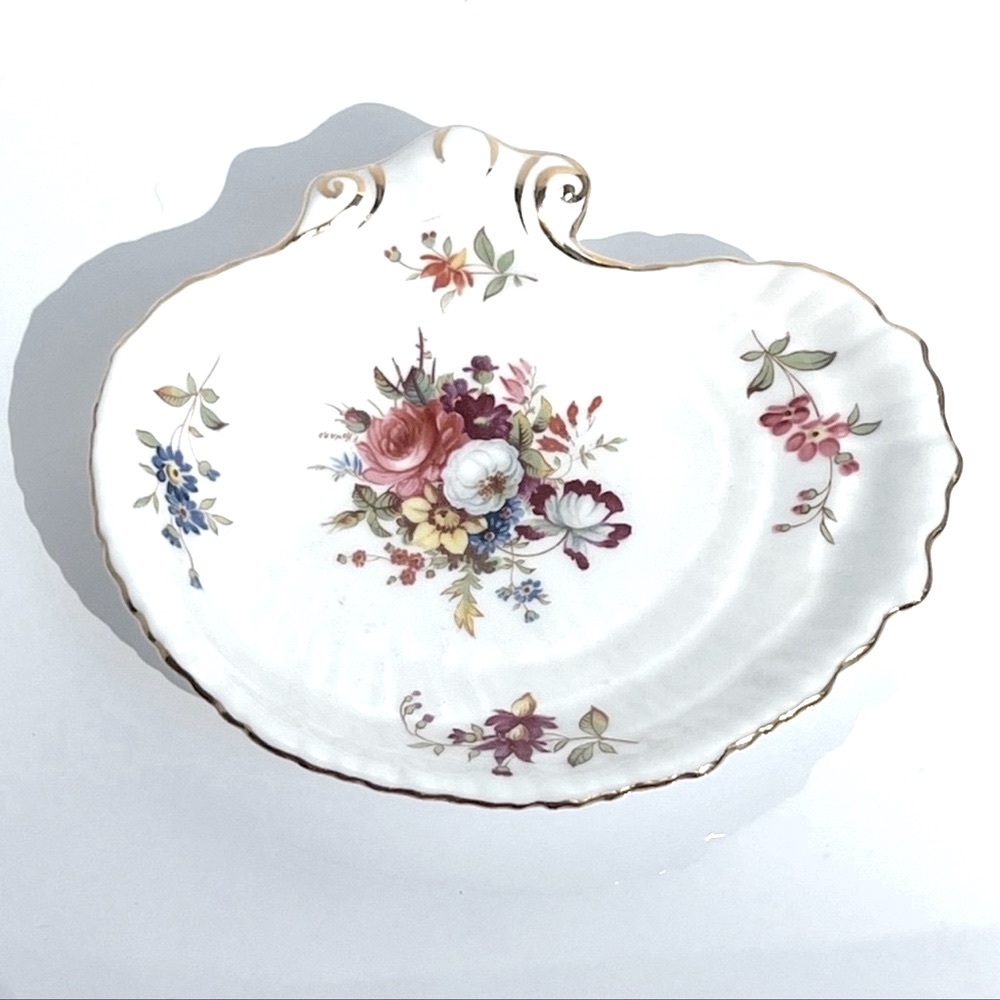 Hammersley & Co fine bone china small dish. Lady Patricia.